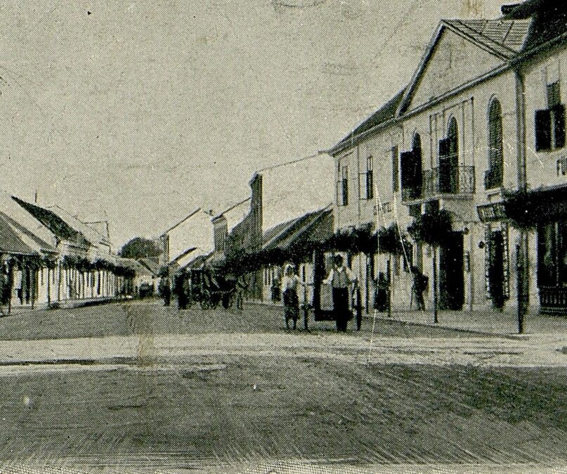 Winterova ulica pred rokom 1903 s vilou Frideckých a hostincom